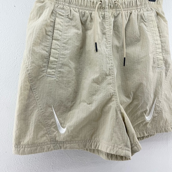 EUC Men’s Khaki Nike Swim Trunks Small - Picture 2 of 4